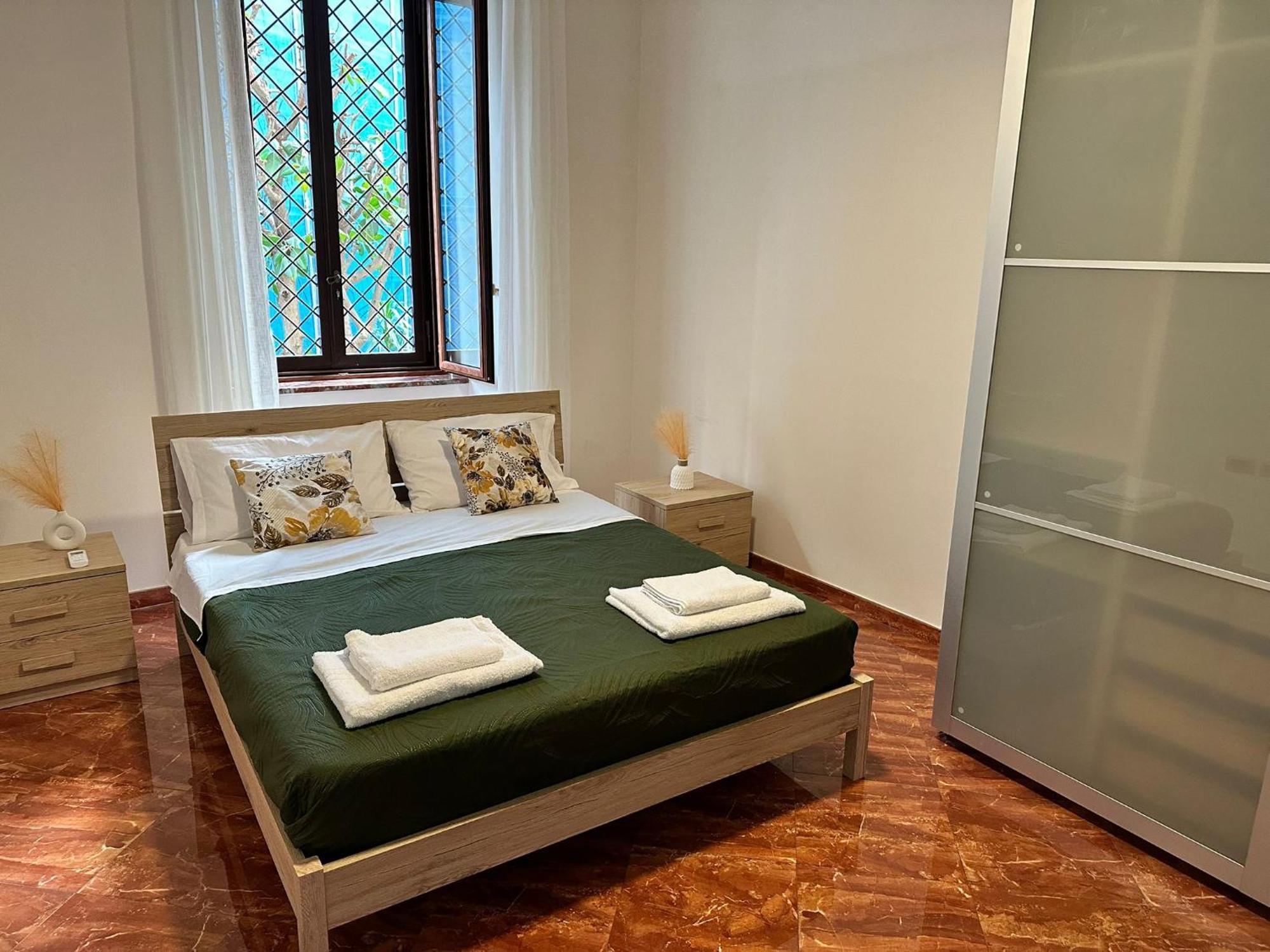 La Tela Di Elena Hotel Naples Luaran gambar