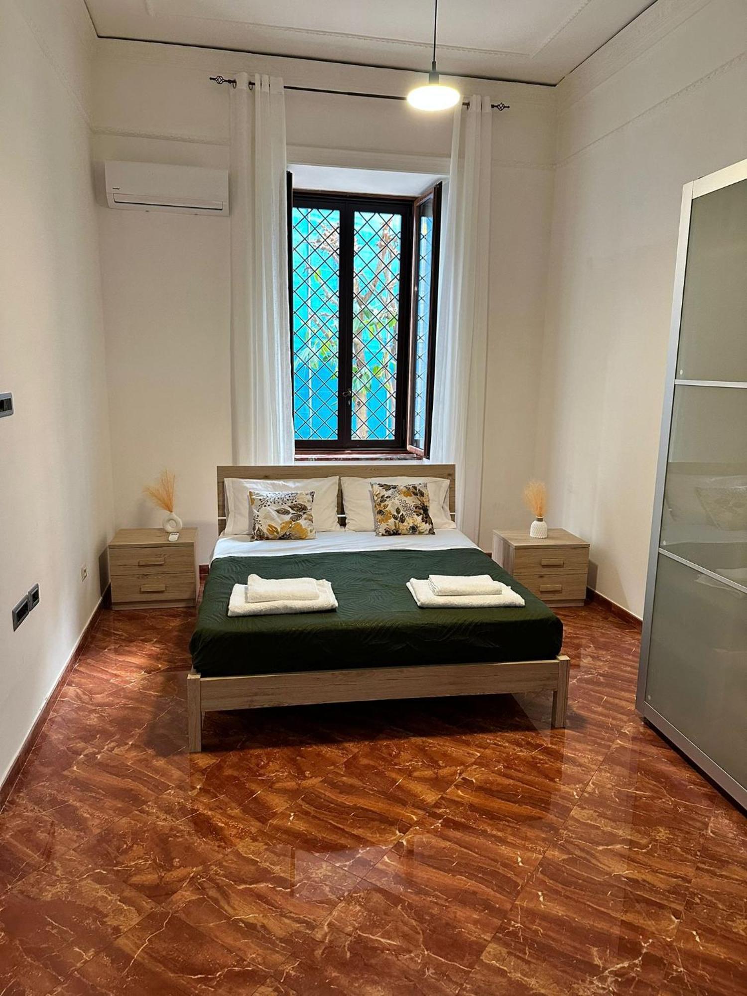 La Tela Di Elena Hotel Naples Luaran gambar